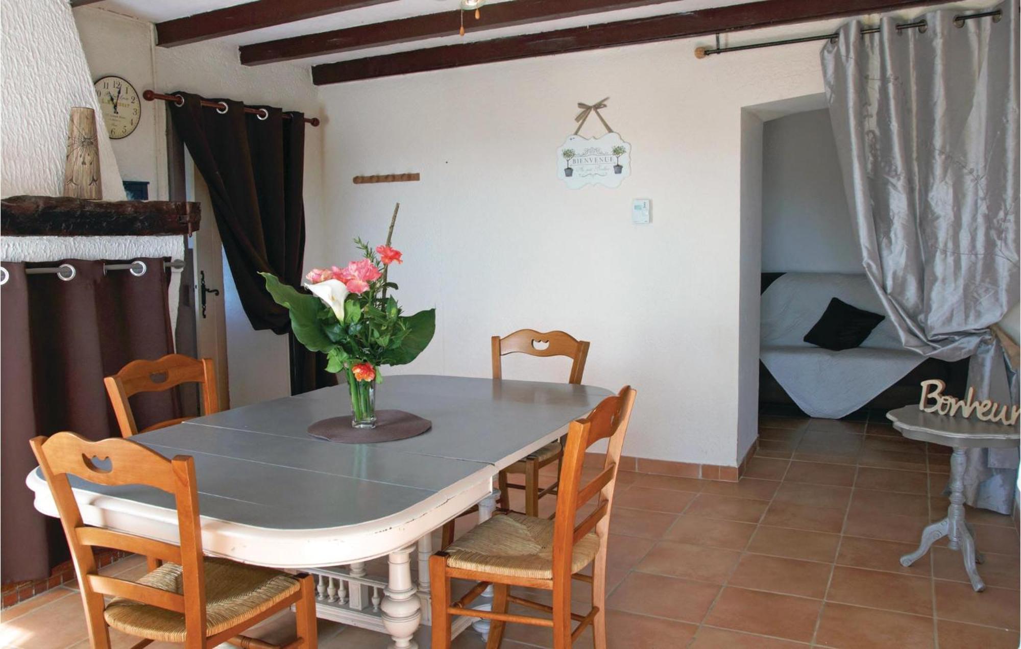 Gorgeous Home In Lavardac With Kitchen Εξωτερικό φωτογραφία